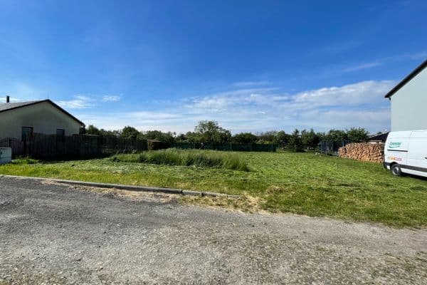 Predaj pozemku 913 m², Bělkovice-Lašťany Predaj pozemku 913 m², Bělkovice-Lašťany