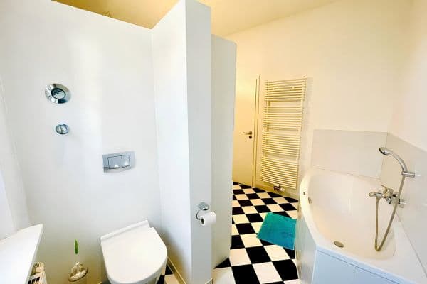 Prenájom bytu 2-izbový 59 m², Jüngststraße 11, Bielefeld, Severné Porýnie - Westfálsko Prenájom bytu 2-izbový 59 m², Jüngststraße 11, Bielefeld, Severné Porýnie - Westfálsko