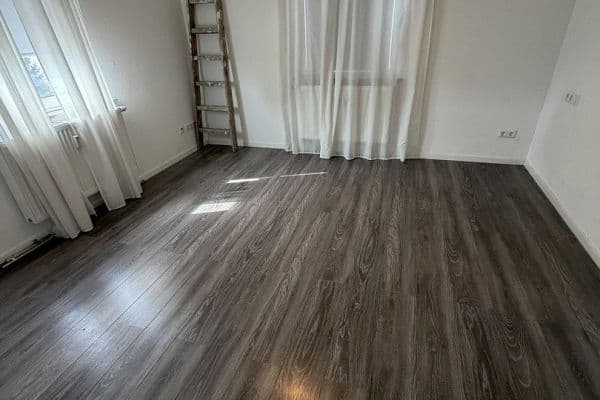 Prenájom bytu 2-izbový 45 m², Altbach Prenájom bytu 2-izbový 45 m², Altbach