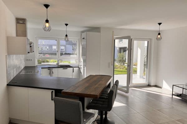 Prenájom bytu 3-izbový 86 m², Heilbronn Prenájom bytu 3-izbový 86 m², Heilbronn