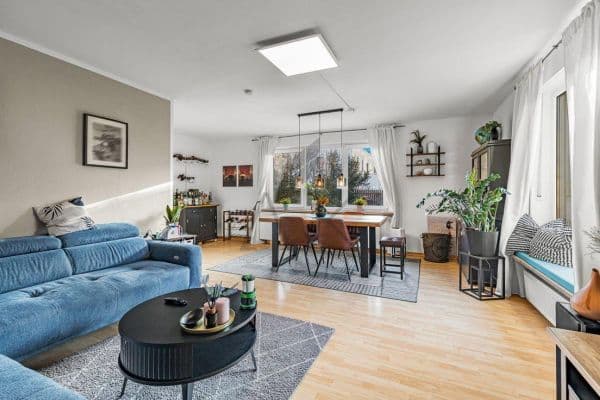 Predaj domu 140 m², pozemek 425 m², Lachenmeyrstraße 6, München, Bavorsko Predaj domu 140 m², pozemek 425 m², Lachenmeyrstraße 6, München, Bavorsko