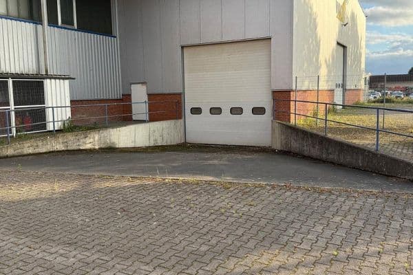 Prenájom nebytového priestoru 1.833 m², Daimlerstraße 5-8, Hörstel, Severné Porýnie - Westfálsko Prenájom nebytového priestoru 1.833 m², Daimlerstraße 5-8, Hörstel, Severné Porýnie - Westfálsko