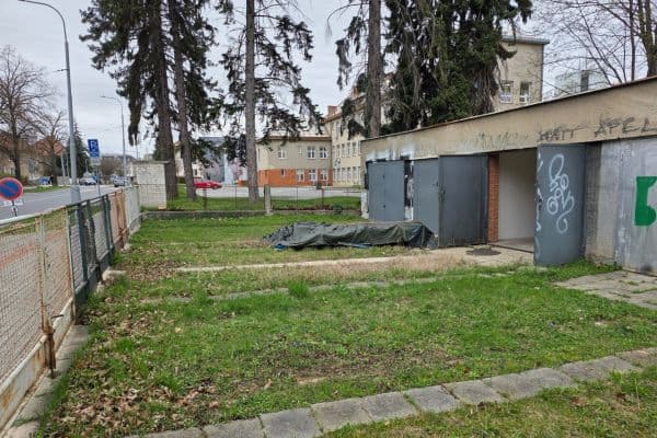 Prenájom garáže 16 m², Jungmannova, Brno Prenájom garáže 16 m², Jungmannova, Brno