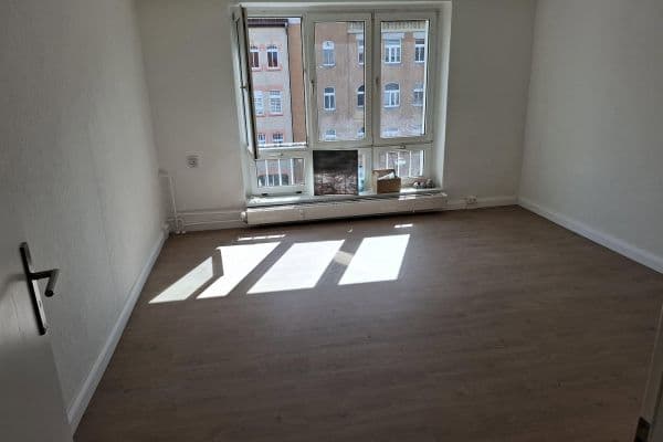 Prenájom bytu 3-izbový 60 m², Erfurt, Durínsko Prenájom bytu 3-izbový 60 m², Erfurt, Durínsko