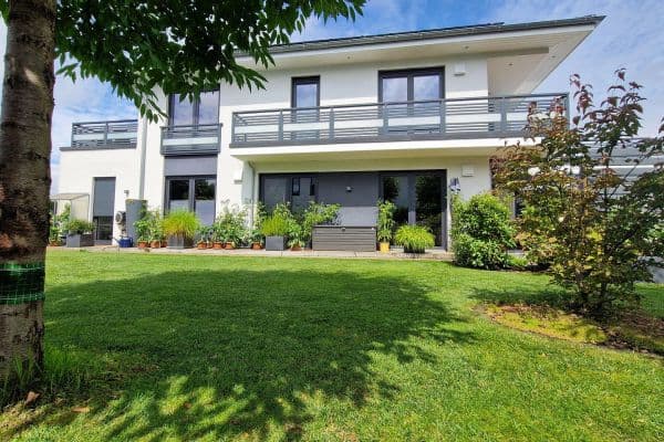 Predaj domu 300 m², pozemek 782 m², Schildow Predaj domu 300 m², pozemek 782 m², Schildow