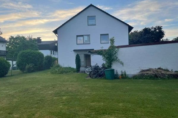 Prenájom bytu 5-izbový 107 m², Dillingen Prenájom bytu 5-izbový 107 m², Dillingen