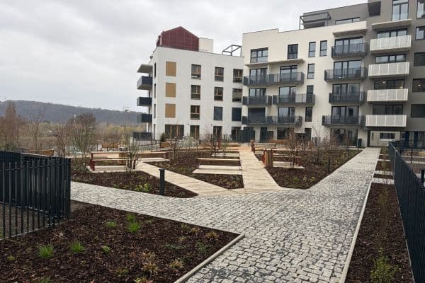 Prenájom bytu 2-izbový 51 m², Kolmanova, Praha Prenájom bytu 2-izbový 51 m², Kolmanova, Praha