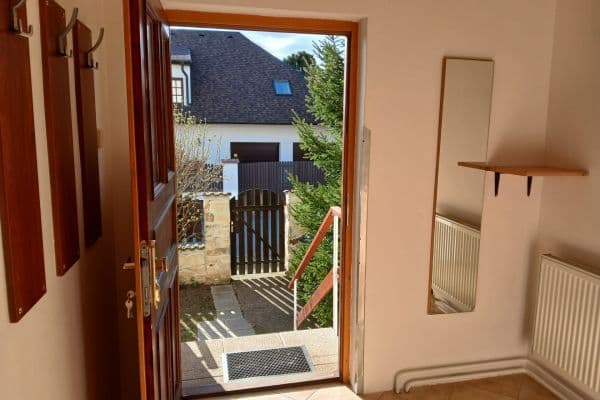 Prenájom bytu 3-izbový 80 m², Žďárská, Praha Prenájom bytu 3-izbový 80 m², Žďárská, Praha