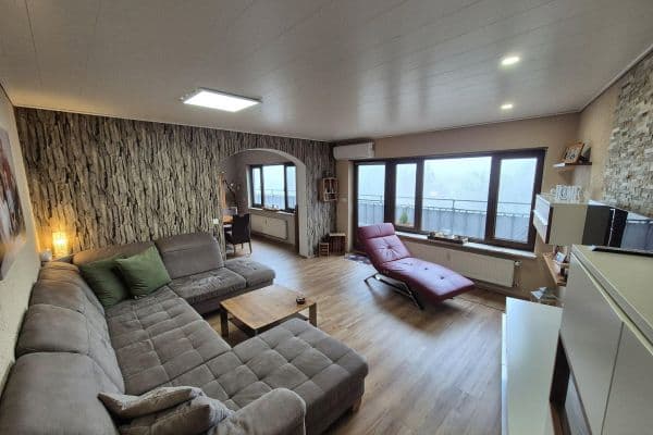 Predaj bytu 5-izbový 115 m², Karben Predaj bytu 5-izbový 115 m², Karben