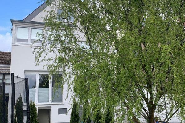 Predaj domu 215 m², pozemek 475 m², Scheffelstr. 138, Düsseldorf Predaj domu 215 m², pozemek 475 m², Scheffelstr. 138, Düsseldorf