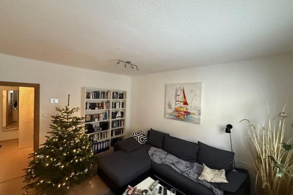 Prenájom bytu 2-izbový 50 m², Küntzelstr.53, Essen Prenájom bytu 2-izbový 50 m², Küntzelstr.53, Essen