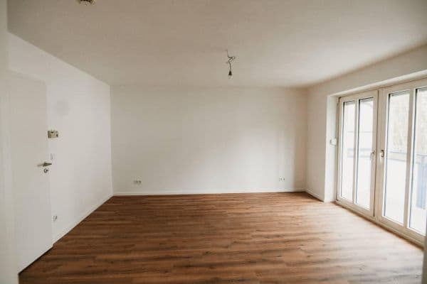 Prenájom bytu 2-izbový 61 m², Klagenfurter Straße, München, Bavorsko Prenájom bytu 2-izbový 61 m², Klagenfurter Straße, München, Bavorsko