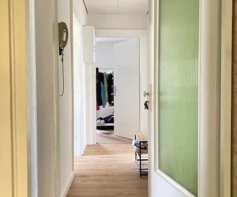 Prenájom bytu 3-izbový 75 m², Stuttgart, Bádensko-Wurttembersko Prenájom bytu 3-izbový 75 m², Stuttgart, Bádensko-Wurttembersko