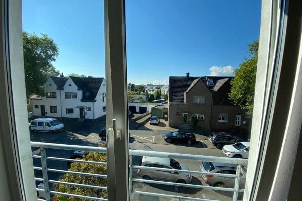 Prenájom bytu 3-izbový 67 m², Bitterstraße 22, Köln Prenájom bytu 3-izbový 67 m², Bitterstraße 22, Köln