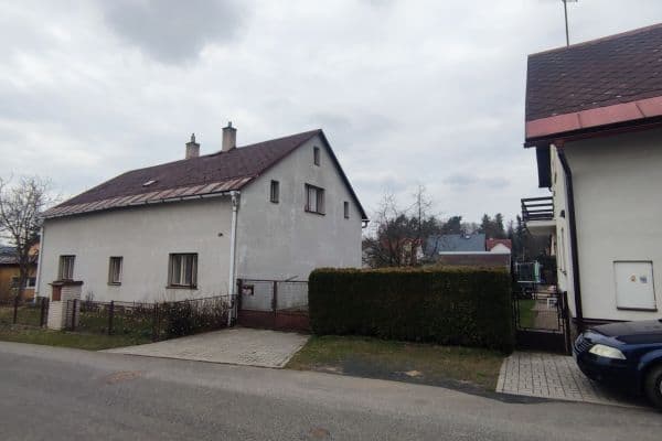Predaj domu 260 m², pozemek 900 m², Ústavní, Cvikov Predaj domu 260 m², pozemek 900 m², Ústavní, Cvikov