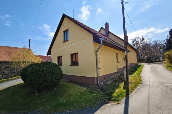 Predaj domu 206 m², pozemek 1.450 m², U Dálnice, Říčany Predaj domu 206 m², pozemek 1.450 m², U Dálnice, Říčany