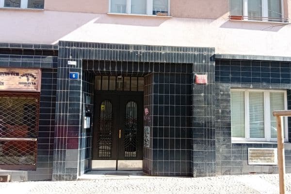 Prenájom nebytového priestoru 51 m², Baranova, Praha Prenájom nebytového priestoru 51 m², Baranova, Praha