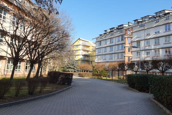 Predaj bytu 3-izbový 143 m², Na Okraji, Praha Predaj bytu 3-izbový 143 m², Na Okraji, Praha