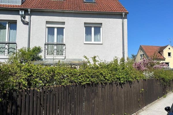 Predaj domu 140 m², pozemek 194 m², Regensburg Predaj domu 140 m², pozemek 194 m², Regensburg