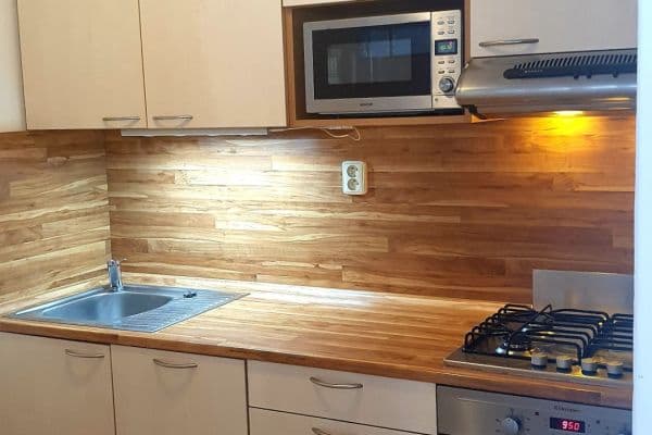 Prenájom bytu 2-izbový 45 m², Nad Ohradou, Praha Prenájom bytu 2-izbový 45 m², Nad Ohradou, Praha