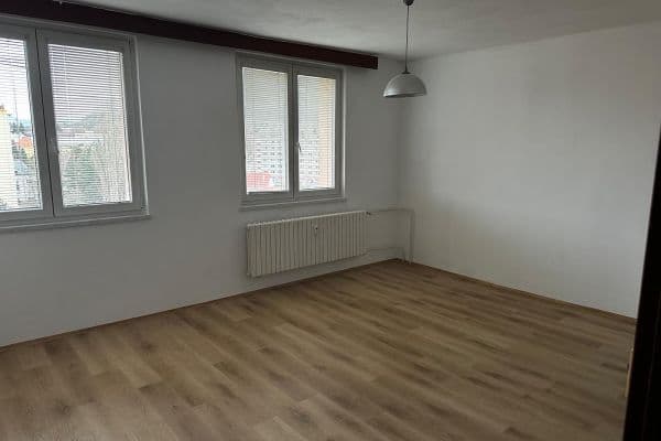 Prenájom bytu 3-izbový 80 m², 17. listopadu, Kopřivnice Prenájom bytu 3-izbový 80 m², 17. listopadu, Kopřivnice