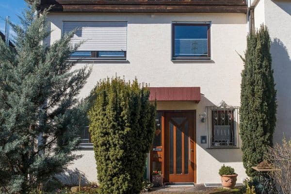 Predaj domu 131 m², pozemek 334 m², Tübinger Str. 25/2, Weil im Schönbuch Predaj domu 131 m², pozemek 334 m², Tübinger Str. 25/2, Weil im Schönbuch