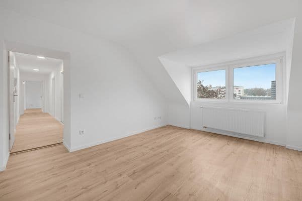 Prenájom bytu 4-izbový 81 m², Seitenstraße 2, Gelsenkirchen Prenájom bytu 4-izbový 81 m², Seitenstraße 2, Gelsenkirchen