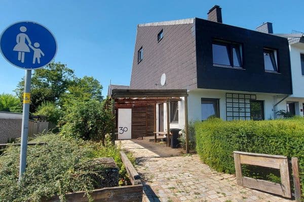 Predaj domu 166 m², pozemek 376 m², Laatzen Predaj domu 166 m², pozemek 376 m², Laatzen