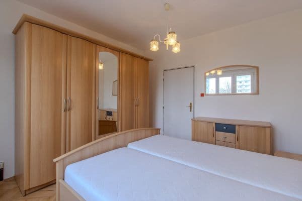 Prenájom bytu 2-izbový 52 m², Bělehradská, Prenájom bytu 2-izbový 52 m², Bělehradská,