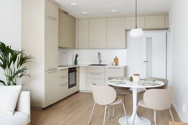 Predaj bytu 4-izbový 87 m², Brdičkova, Praha Predaj bytu 4-izbový 87 m², Brdičkova, Praha