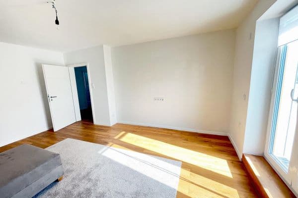 Prenájom bytu 2-izbový 74 m², Freigericht Somborn Prenájom bytu 2-izbový 74 m², Freigericht Somborn