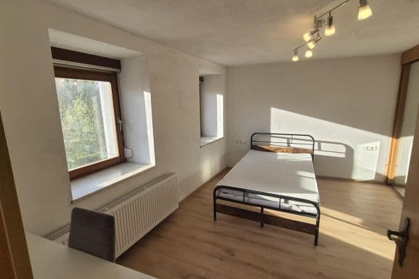 Predaj domu 155 m², pozemek 168 m², Gesellstr. 45, Pforzheim, Bádensko-Wurttembersko Predaj domu 155 m², pozemek 168 m², Gesellstr. 45, Pforzheim, Bádensko-Wurttembersko