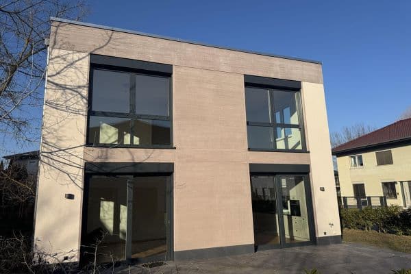 Prenájom bytu 3-izbový 105 m², Berlin, Berlín Prenájom bytu 3-izbový 105 m², Berlin, Berlín