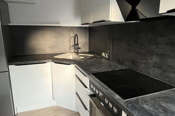 Prenájom bytu 2-izbový 55 m², Böblingen Prenájom bytu 2-izbový 55 m², Böblingen