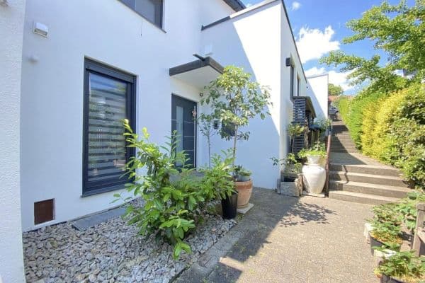 Predaj domu 110 m², pozemek 200 m², Weissach Predaj domu 110 m², pozemek 200 m², Weissach