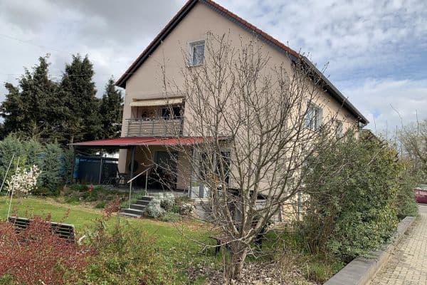 Prenájom bytu 4-izbový 110 m², Lingenfeld Prenájom bytu 4-izbový 110 m², Lingenfeld