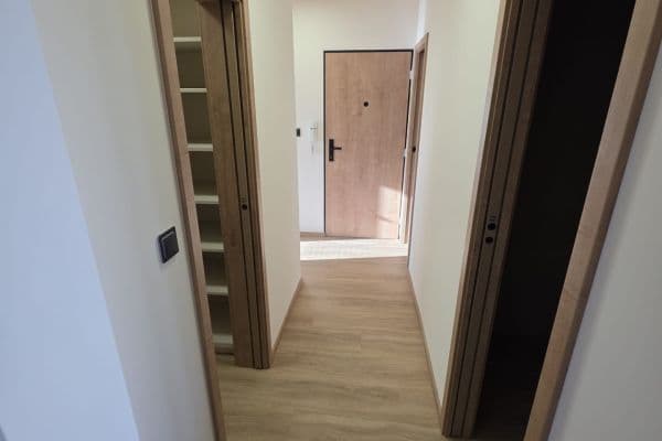 Prenájom bytu 3-izbový 66 m², Werichova, Ústí nad Labem Prenájom bytu 3-izbový 66 m², Werichova, Ústí nad Labem