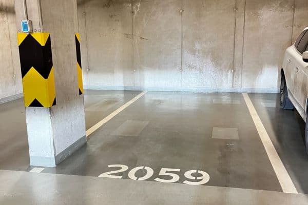 Prenájom garáže 16 m², Granitova, Praha Prenájom garáže 16 m², Granitova, Praha