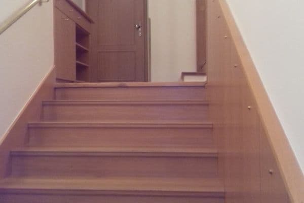 Prenájom bytu 2-izbový 60 m², Českomalínská, Praha Prenájom bytu 2-izbový 60 m², Českomalínská, Praha