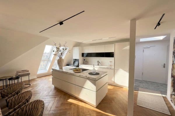 Predaj bytu 4-izbový 129 m², Zeppelinstraße 51, Potsdam, Brandenbursko Predaj bytu 4-izbový 129 m², Zeppelinstraße 51, Potsdam, Brandenbursko