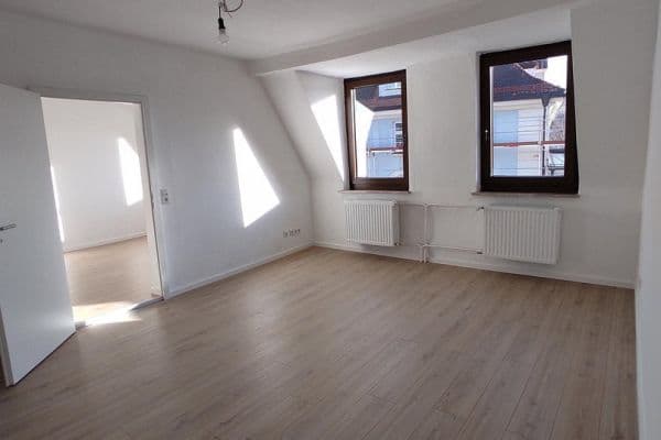 Prenájom bytu 5-izbový 114 m², Feuerbachstrasse, Ansbach Prenájom bytu 5-izbový 114 m², Feuerbachstrasse, Ansbach