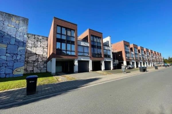 Predaj domu 108 m², pozemek 2.160 m², Jürgen-Hornemann Str., Greven Predaj domu 108 m², pozemek 2.160 m², Jürgen-Hornemann Str., Greven