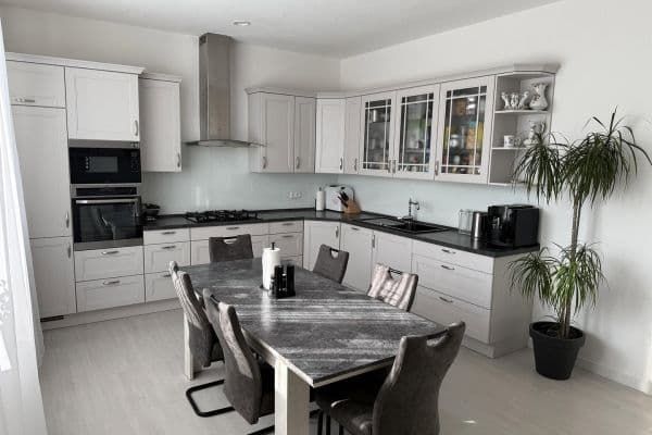 Predaj domu 315 m², pozemek 727 m², Satteldorf Predaj domu 315 m², pozemek 727 m², Satteldorf