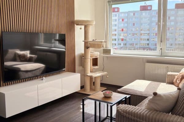 Predaj bytu 2-izbový 43 m², Neapolská, Praha Predaj bytu 2-izbový 43 m², Neapolská, Praha