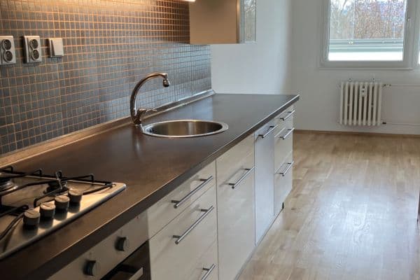 Predaj bytu 3-izbový 92 m², Aubrechtové, Praha Predaj bytu 3-izbový 92 m², Aubrechtové, Praha