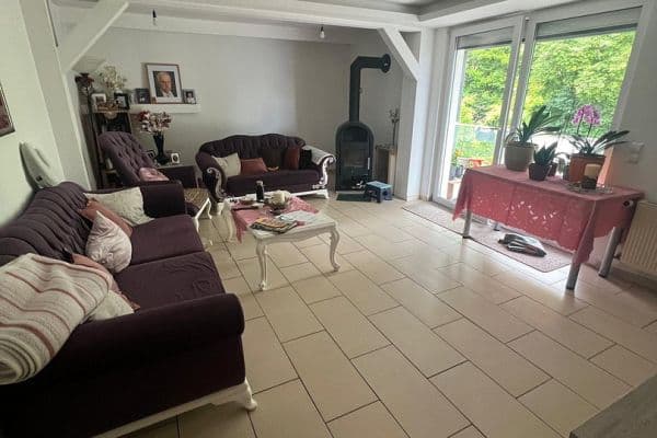Predaj domu 350 m², pozemek 316 m², Im Stelle, Dettingen unter Teck Predaj domu 350 m², pozemek 316 m², Im Stelle, Dettingen unter Teck