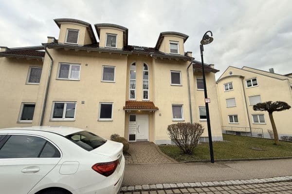 Prenájom bytu 2-izbový 80 m², Herbrechtingen Prenájom bytu 2-izbový 80 m², Herbrechtingen