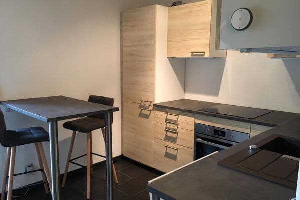 Prenájom bytu 1-izbový 46 m², Friedrichsdorf-Burgholzh. Prenájom bytu 1-izbový 46 m², Friedrichsdorf-Burgholzh.