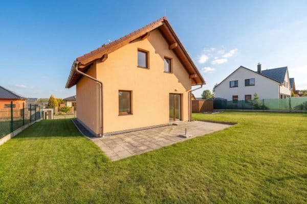 Predaj domu 120 m², pozemek 657 m², Sluštice Predaj domu 120 m², pozemek 657 m², Sluštice
