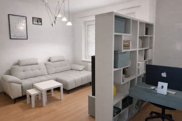 Prenájom bytu 2-izbový 56 m², Starobělská, Ostrava Prenájom bytu 2-izbový 56 m², Starobělská, Ostrava